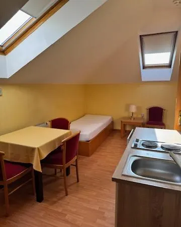 Hotel Franzl Wilhelmsburg