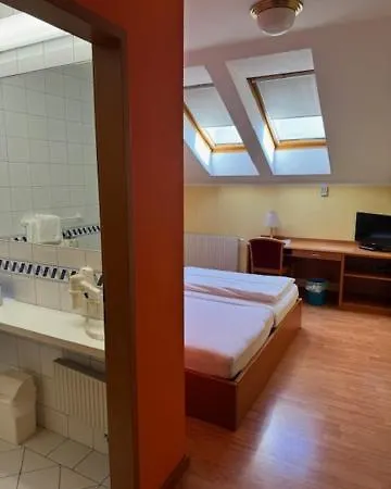 Hotel Franzl Wilhelmsburg
