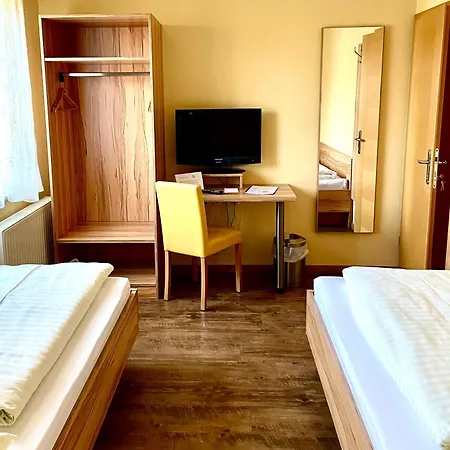 Franzl Hotel 3*
