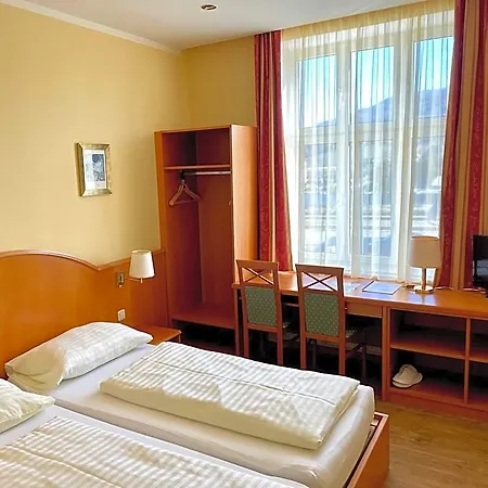 Franzl Hotel 3*