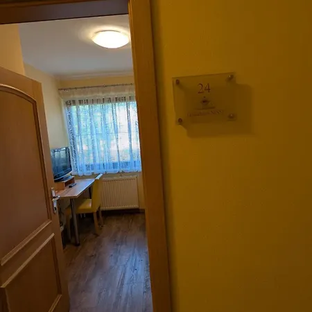 Franzl 호텔