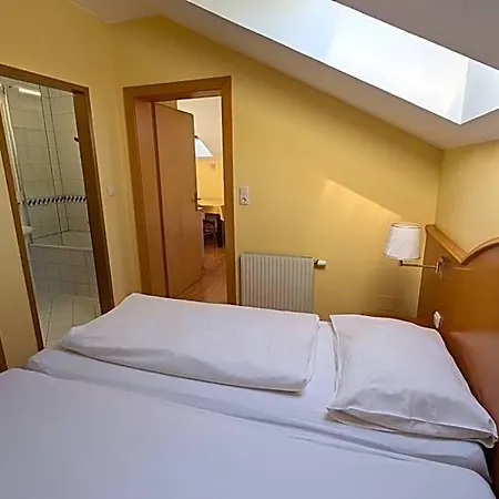 Franzl Hotel